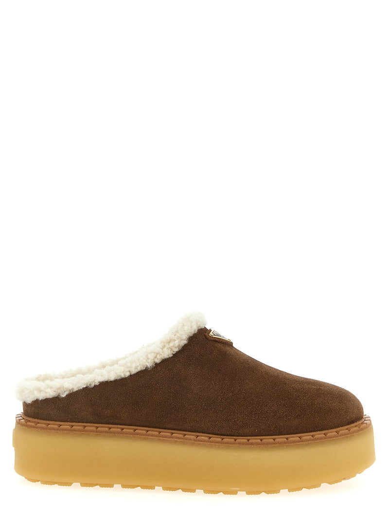 Suede sabots