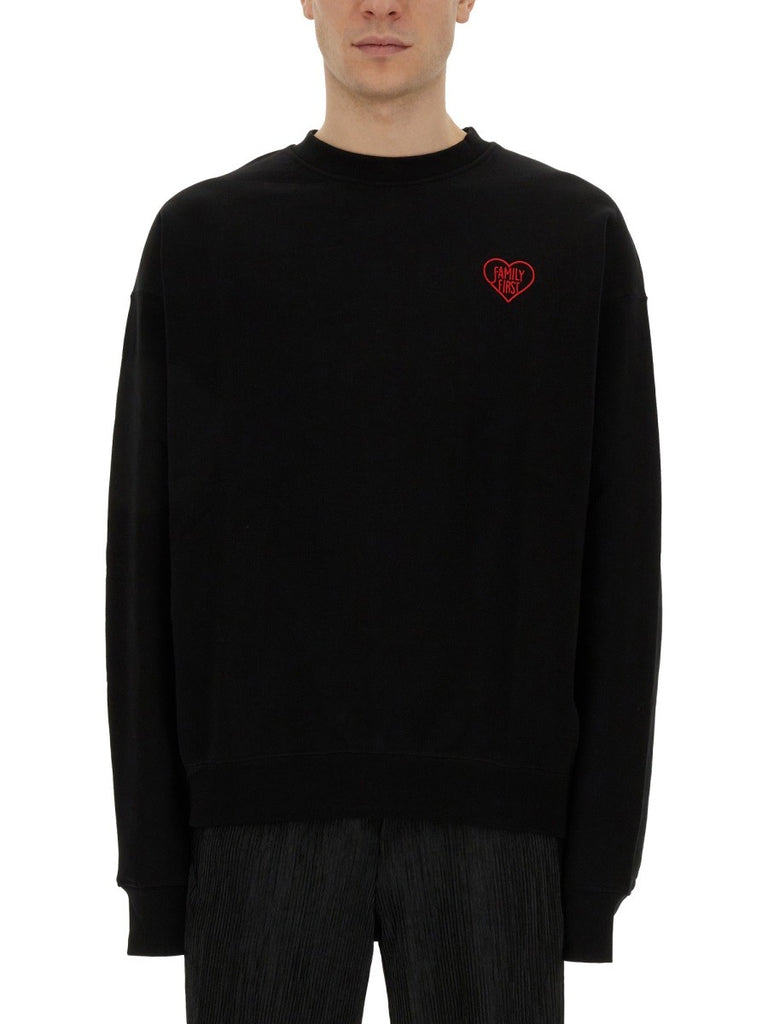 SWEATSHIRT WITH HEART EMBROIDERY