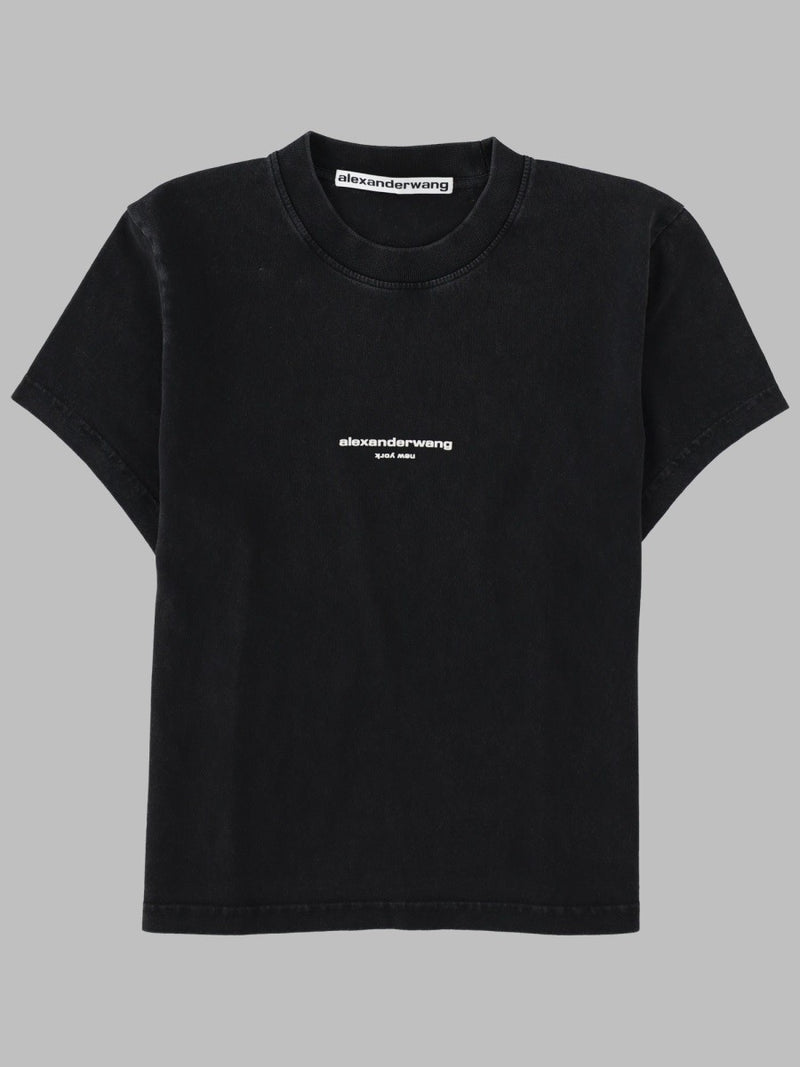 T-SHIRT CON LOGO