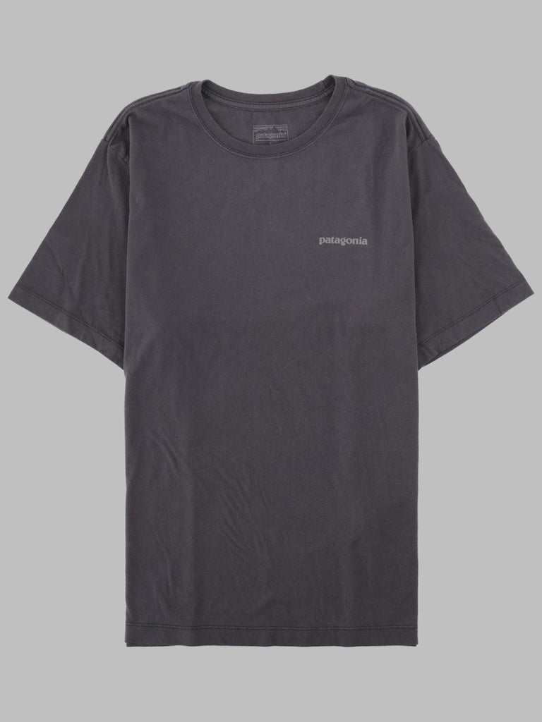 T-SHIRT "P-6" CON STAMPA LOGO