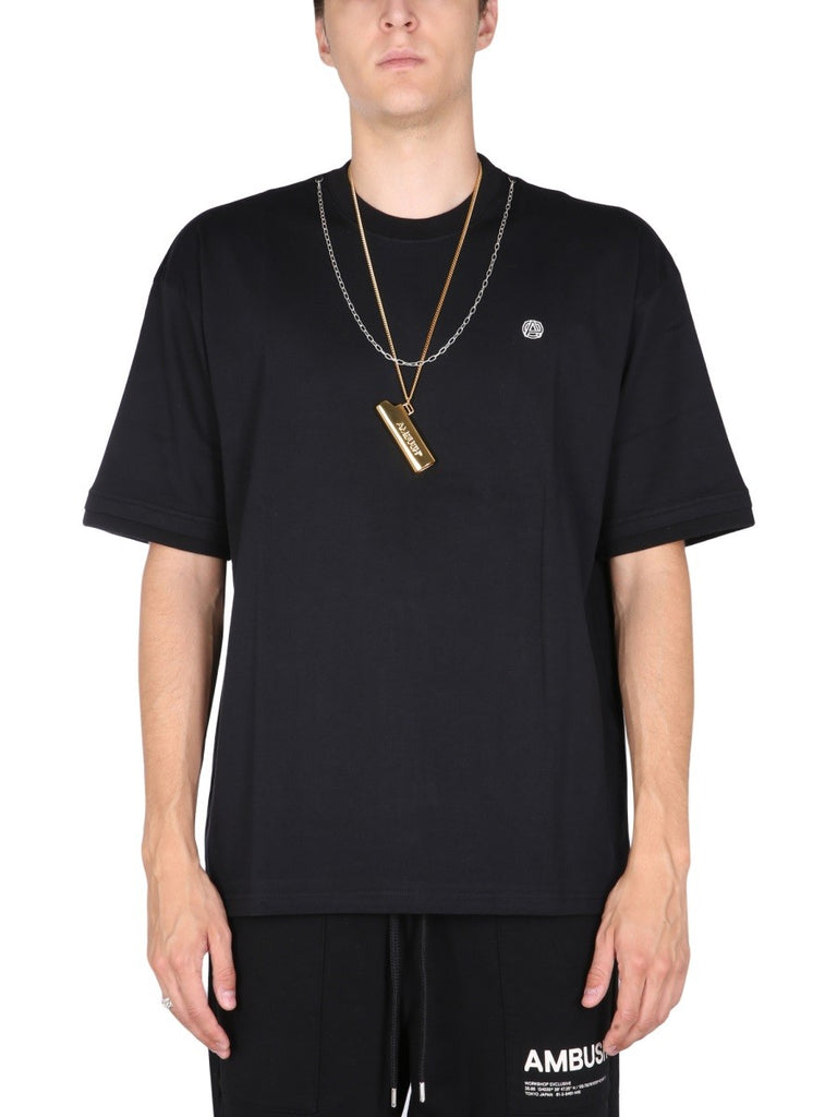 T-SHIRT WITH ICONIC CHAIN