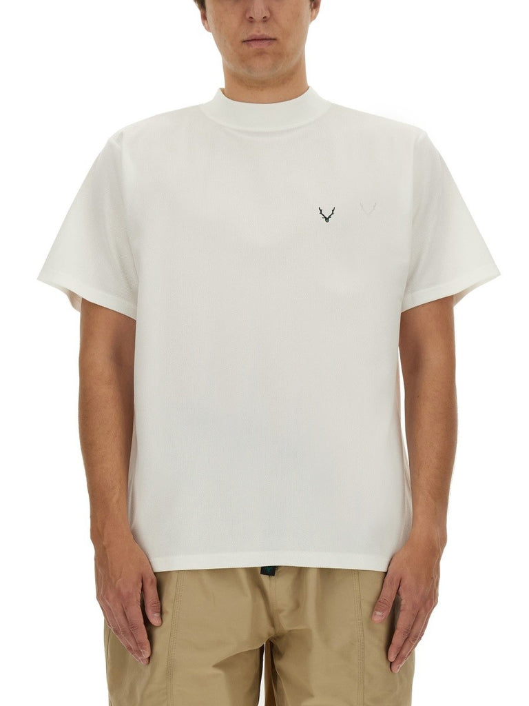 T-SHIRT WITH LOGO