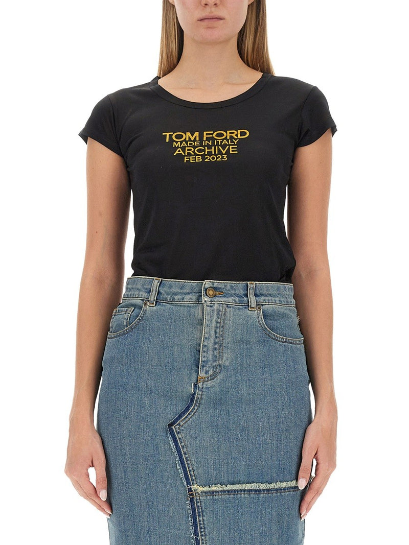 T-SHIRT WITH LOGO