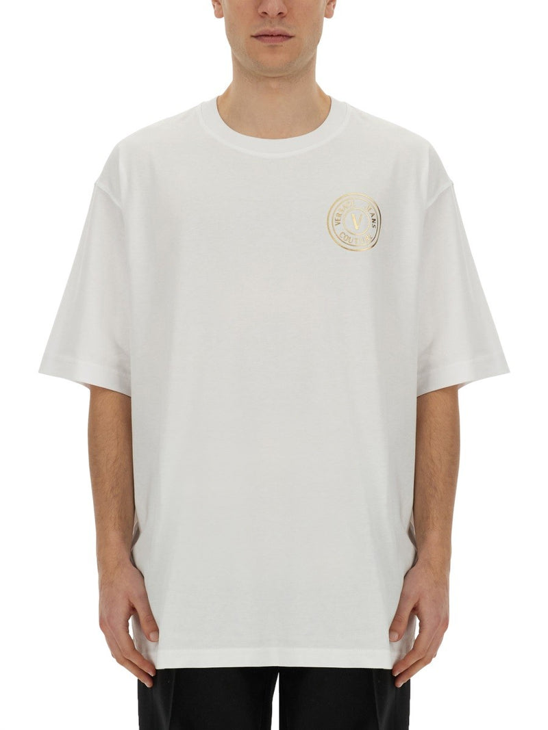 T-SHIRT WITH LOGO