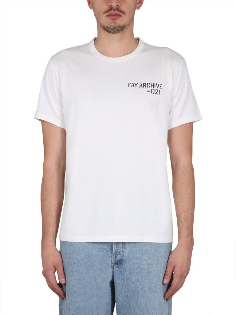 T-SHIRT WITH LOGO