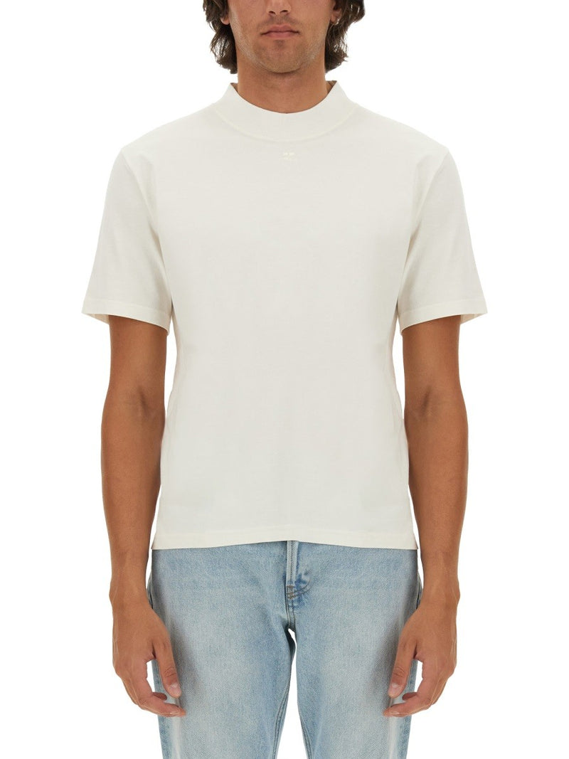 T-SHIRT WITH LOGO