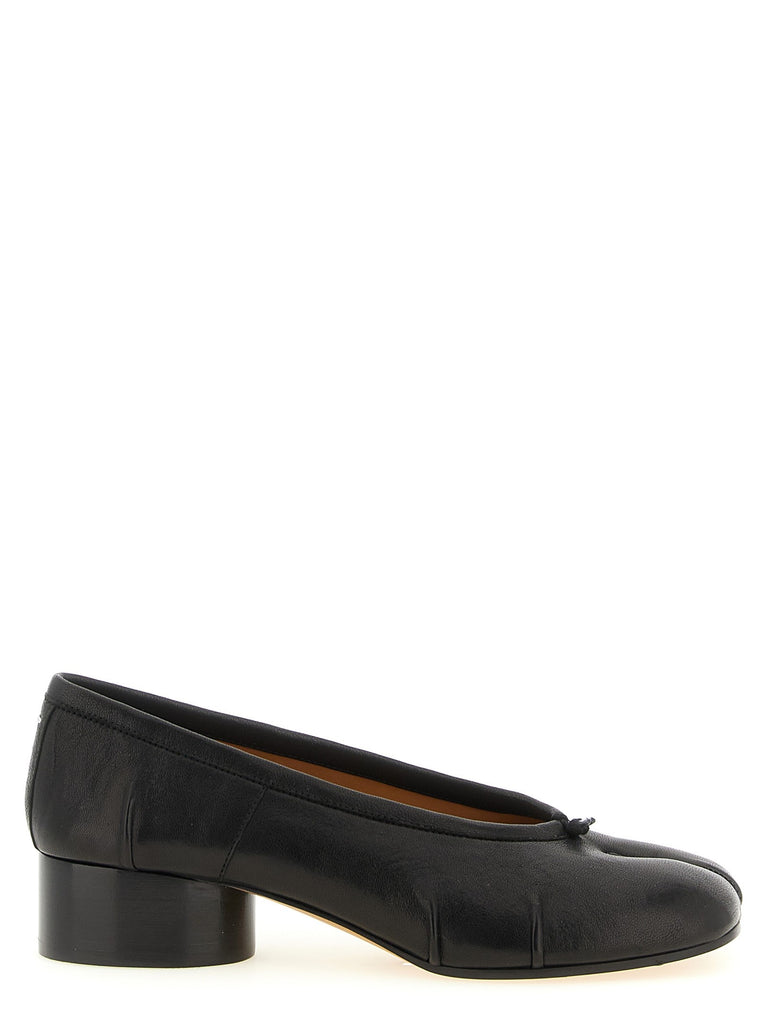 'Tabi' ballet flats