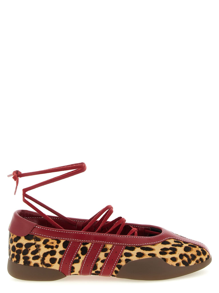 'Taekwondo Mei' ballet flats
