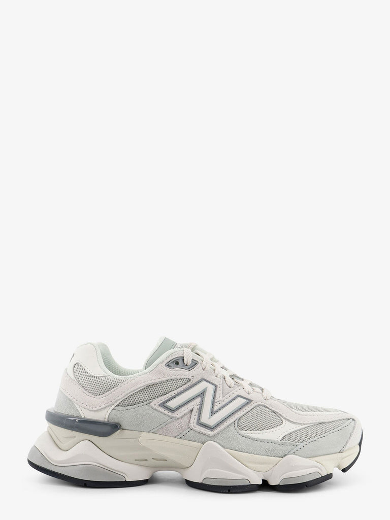 U90602 mesh and suede sneakers with embroidered logo