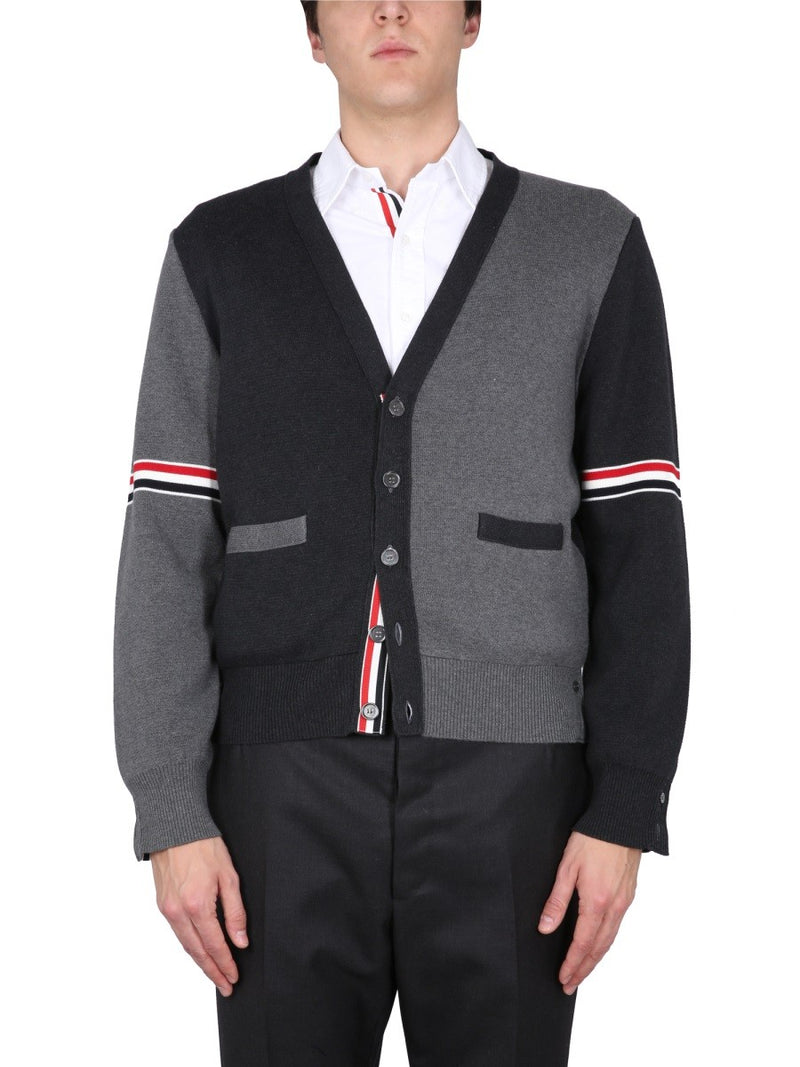 V-NECK CARDIGAN