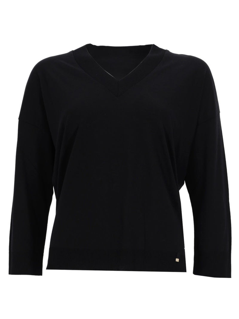 V-NECK T-SHIRT