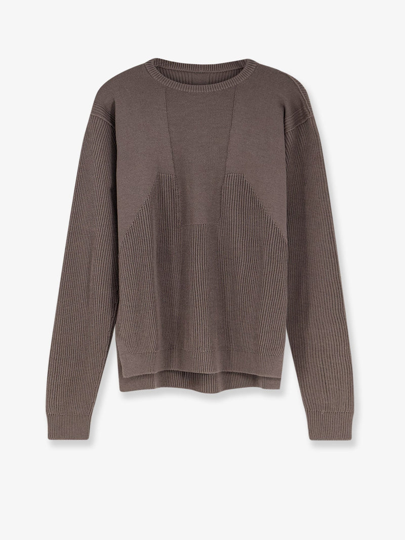 Virgin wool sweater